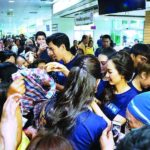 ‘แต้ว-เต๋อ’นำทีมนักแสดง‘รักจังเอย’พบแฟนๆ กิจกรรม‘แจกถุงผ้าใส่ยา’ที่ร.พ.พระมงกุฎเกล้า