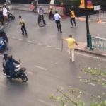 แฉหนุ่มเบนซ์คลั่ง! มีดสับตัว-เทงูกลางถนน เคยป่วนมาบุญครอง-แพลทินัม