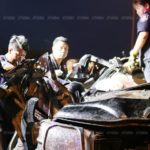 เก๋งเหินข้ามเลน พุ่งชนปิกอัพพังยับ ดับสลด 3 ศพ มีตำรวจกับเด็ก 8 เดือนด้วย