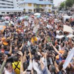 'ภูมิธรรม' ให้กำลังใจ 'ธนาธร' หวั่นเกิดภาพซ้อนอดีต ก่อความขัดแย้งให้ประเทศ