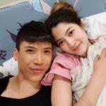ตื่นเต้น! เพื่อนดาราแห่ยินดี มาร์กี้ - น้องแฝด ทายาทหมื่นล้าน มาวันนี้ น้องสาวเผยภาพ
