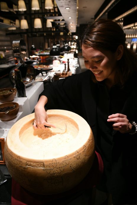 ห้ามพลาด 10 เมนูเด็ดร้านฮาร์เบอร์