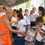 สังฆราชกัมพูชา นำชาวพุทธ2แผ่นดิน เปลี่ยนผ้าไตรสรีระ หลวงปู่สรวง เทวดาเดินดิน