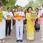 สังฆราชกัมพูชา นำชาวพุทธ2แผ่นดิน เปลี่ยนผ้าไตรสรีระ หลวงปู่สรวง เทวดาเดินดิน