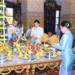 พระฤกษ์มหามงคล วันนี้  ๑๐.๐๙-๑๒.๐๐ น. สรงพระมุรธาภิเษก - ทรงรับน้ำอภิเษก