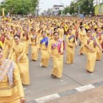 สร้างประวัติศาสตร์ นางรำกว่า 3 หมื่นปิดเมืองรำถวายสักการะเจ้าพ่อพญาแล(คลิป)