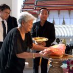 ตลกทั่วฟ้าเมืองไทย! ร่วมส่งแม่จตุรงค์ มกจ๊ก นำกระดูกลอยอังคารทะเลหัวหิน