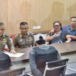 ฮือประชาทัณฑ์! คุม 2โจ๋ทำแผนหินทุบฆ่า น้องอาร์ม เผยไม่ตั้งใจ แม่เตือนสติ(คลิป)