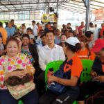 ธนาธร ลุยมหาชัย เปิดใจรับฟังปัญหา ลั่นหากเป็นรัฐบาลจะเอาทหารออกจากประมง