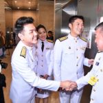 'วัน' ไม่จับมือ 'มงคลกิตติ์' ด้าน 'มิ่งขวัญ' ปัดตอบปมงูเห่า! โดดขึ้นรถคันเดียวกับพท.