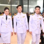'วัน' ไม่จับมือ 'มงคลกิตติ์' ด้าน 'มิ่งขวัญ' ปัดตอบปมงูเห่า! โดดขึ้นรถคันเดียวกับพท.