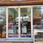 3 โจรปล้น ร้านขายหลุดจำนำ ชักปืนตบหน้า กวาดสร้อยเพชร-เงินสด ค่ากว่า 7 ล้าน