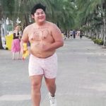 ทำตามคำท้า! หงส์ทุบสเปอร์คว้าแชมป์ยูฟ่า หนุ่มใส่บ๊อกเซอร์ตัวเดียววิ่งชายหาดพัทยา(คลิป)