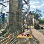 ไม่ขาดสาย!แห่ขอหวย ตะเคียนยักษ์ 300ปี หลังพายุซัดโค่น เลขดังขายเกลี้ยงแผง