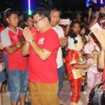 โค้งสุดท้ายก่อนหวยออก! แน่นทั้งกลางวัน-กลางคืน แห่ขอเลขเด็ดนาตึก แก้บนอลังการ