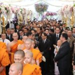 5 หมื่นชีวิตไว้อาลัย กำนันเป๊าะ พ่อค้า-แม่ค้าหาดบางแสน พร้อมใจหยุดขายของร่วมงาน