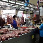 คนขอนแก่น กระเป๋าเบา หมูราคาพุ่ง แพงสุดรอบ 6 ปี แม่ค้าวอนรัฐบาลช่วยคุมราคา
