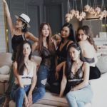 แซ่บทุกคน! วุ้นเส้น พาก๊วนเพื่อนสาวบุกคอนโด รื้อเสื้อผ้าแต่งแซ่บโดนใจ