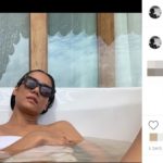 งานนี้มีอึ้ง! เข็ม รุจิรา โชว์หวิวลงอ่าง กลางไอจีดาราหนุ่มรุ่นน้อง อายุห่าง 12 ปี