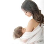 แม่ยังสวยแซ่บ น้ำฝน กุลณัฐ โชว์ซีนเปิดเต้าให้นม น้องทาเรีย ลูกวัย 2 ขวบ