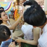นักร้องดังเปลี่ยนชุดหุ่น ‘พุ่มพวง ดวงจันทร์’ ฮือฮาเสียงผู้หญิงกระซิบข้างหูบอกเลข