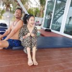 แห่ชม! เท่ง คุยกับลูกสาว น่ารักมากๆ - น้องพลอย เซ็กซี่เบาๆ ที่ชะอำ (คลิป)