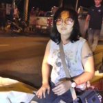 เปิดนาทีสลด! กระบะซิ่งชน 3ชีวิตข้ามถนนร่างกระเด็น แม่-ลูกดับคาที่ ยังไม่ทันบวช