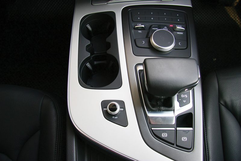 อาวดี้ ‘Q7 45 TDI Quattro’