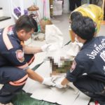 ตายครึ่งปีไม่มีใครรู้! พ่อฝันลูกสาวมาหา ยืมเงินเพื่อนขี่รถมาบ้านเจอศพแห้งคาห้องน้ำ(คลิป)