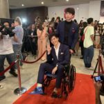 ฟิล์ม ธนภัทร ปรากฏตัวพร้อมวีลแชร์ โชว์สปิริต เจ็บแค่ไหนก็ต้องมา