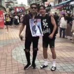 ปราบ ยุทธพิชัย เดินเท้าที่เกาหลี ขอคะแนนโหวตให้ลูกชาย กองทัพ พีค