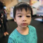 โอ๊ต วรวุฒิ แทบช็อก ลูกชายตกจากที่สูงสองเมตร บวมช้ำ แฟนคลับแห่ให้กำลังใจ
