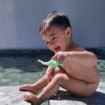สายฟ้า พายุ ชิงซีน ชมพู่ สลัดผ้าอวดความน่ารัก แม่ไม่หวงโชว์ได้