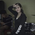 ลำไย ไหทองคำ โพสต์ภาพซ้อมร้องเพลง แต่ถูกโฟกัสผิดจุด อวบอึ๋มกระแทกตา