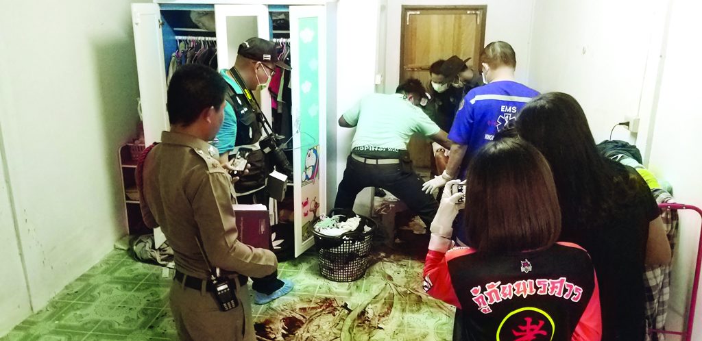 สยองหนองบัวฯผัวหึงกรรไกรแทงคอเมีย 