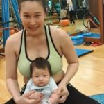 ศรราม อุ้ม น้องวีจิ ลูกสาววัย 2 เดือน บินไปฝรั่งเศส - คุณย่า มาส่งหลาน (คลิป)
