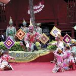 ‘ลายทอง’ของดี วัดใหญ่สุวรรณาราม