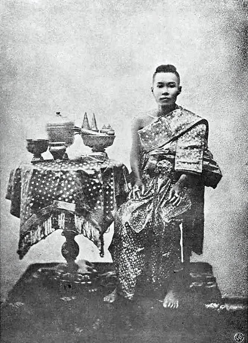 พระบรมราชินี