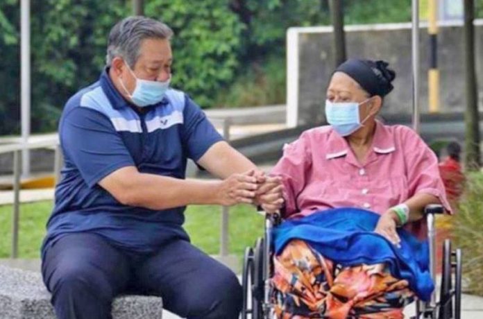 อาลัย “อานี ยุทโธโยโน”