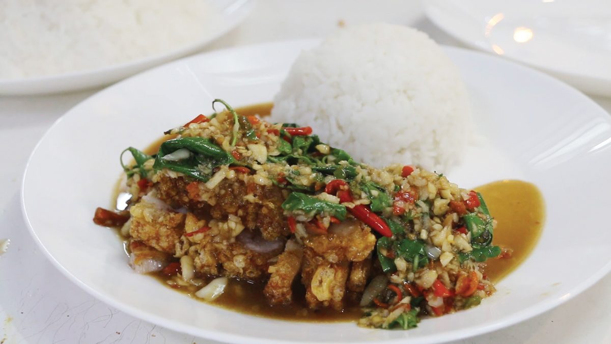 อาโจ๋ ทุกอย่างหมูกรอบ อร่อยเด็ดไม่เหมือนใคร
