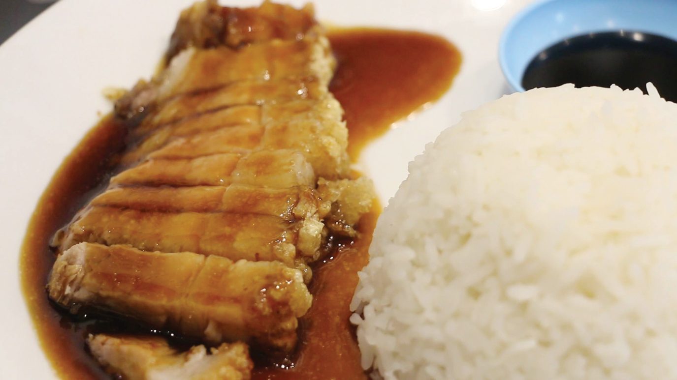 อาโจ๋ ทุกอย่างหมูกรอบ อร่อยเด็ดไม่เหมือนใคร