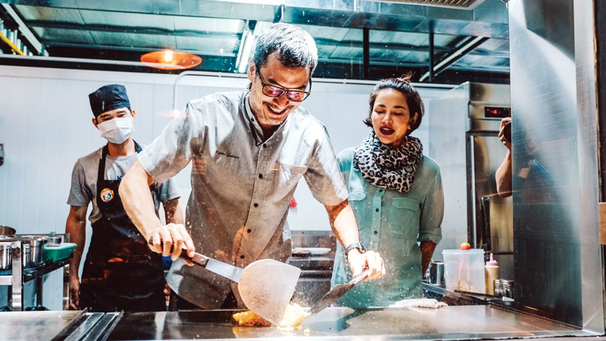 ‘อู๋-ธนากร’ฉลองเปิดร้านใหม่‘เกียวโต โยชิโนะ’