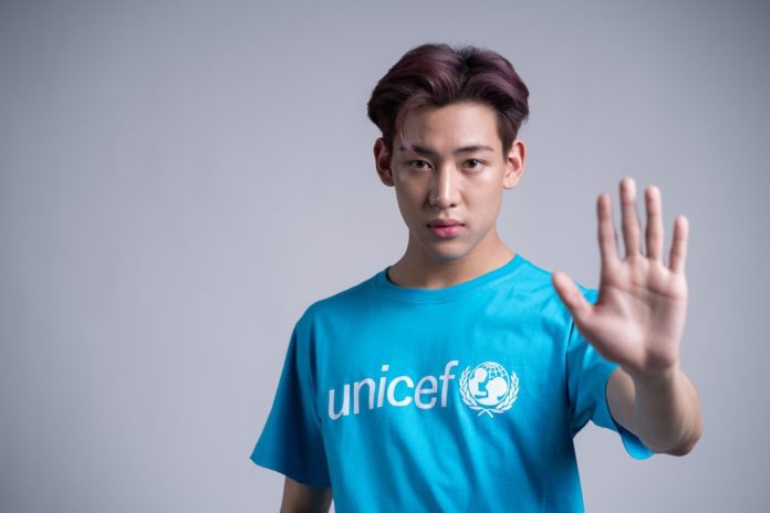 แบมแบม แบมแบม