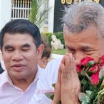 แห่ต้อนรับ ทอม ดันดี คืนสู่อิสรภาพ ร่ำไห้ร้องเพลงเผยความรู้สึก ขอบคุณอดีต(คลิป)