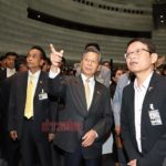 'ชวน' ตรวจห้องประชุมจันทรา เล็งเสริมเก้าอี้รองรับถกสส. บอกผนังปูนเปลือย "สวย"