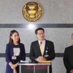 เต้ สุดแมน! ยอมรับผิด ขอโทษต่อหน้า 'โบว์ ณัฏฐา' กล่าวหารับเงิน-ล้มสถาบัน (คลิป)