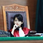 เปิดวาร์ป! ผู้พิพากษาสาว น่ารักในความหน้าเด็ก เห็นแล้วใจบาง ตัดสินยังไงก็ยอม