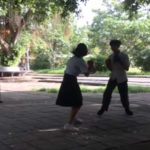 แมวมองอยู่ไหน! ชมคลิป นักศึกษาสาว โชว์สเต็ปสอนเชิงมวยผู้ชาย (คลิป)