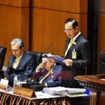 ระอุแต่เช้า เจอประท้วงวุ่น ‘ปิยบุตร’ ลุกขึ้นซัด ‘บิ๊กตู่’ ปฏิญาณตนไม่ครบตามรธน.