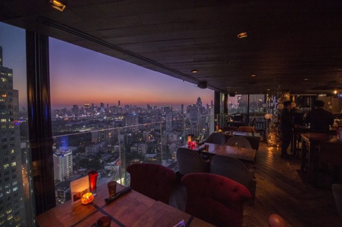 ชิมเมนูสตรีตฟู้ดขึ้นโรงแรม